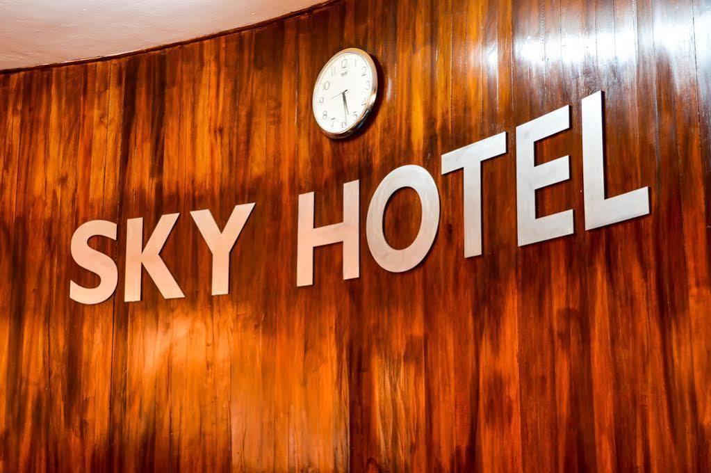 Sky Hotel Найроби Екстериор снимка