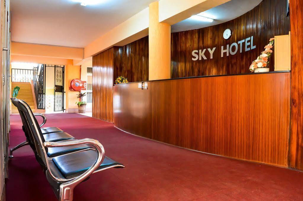 Sky Hotel Найроби Екстериор снимка